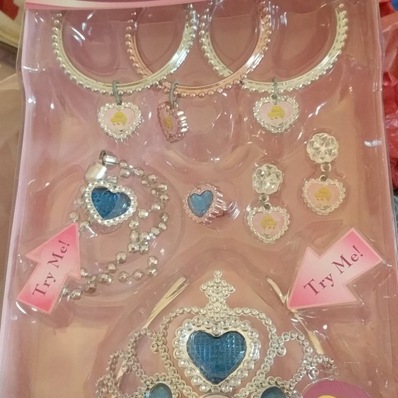 NWT Disney Princess light up jewelry kit - Picture 1 of 5